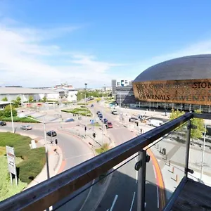 Quayside By Urban Space Apartment Cardiff