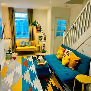 Stay-k-belfast Cosy Entire House 10 Mins From Centre Ferienhaus Belfast